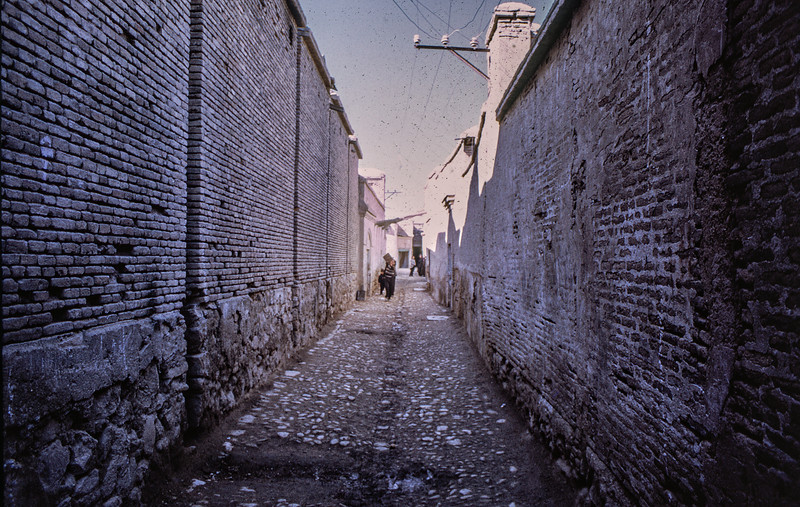Файл:1971 House of the Bab in Shiraz, before demolition 05.jpg